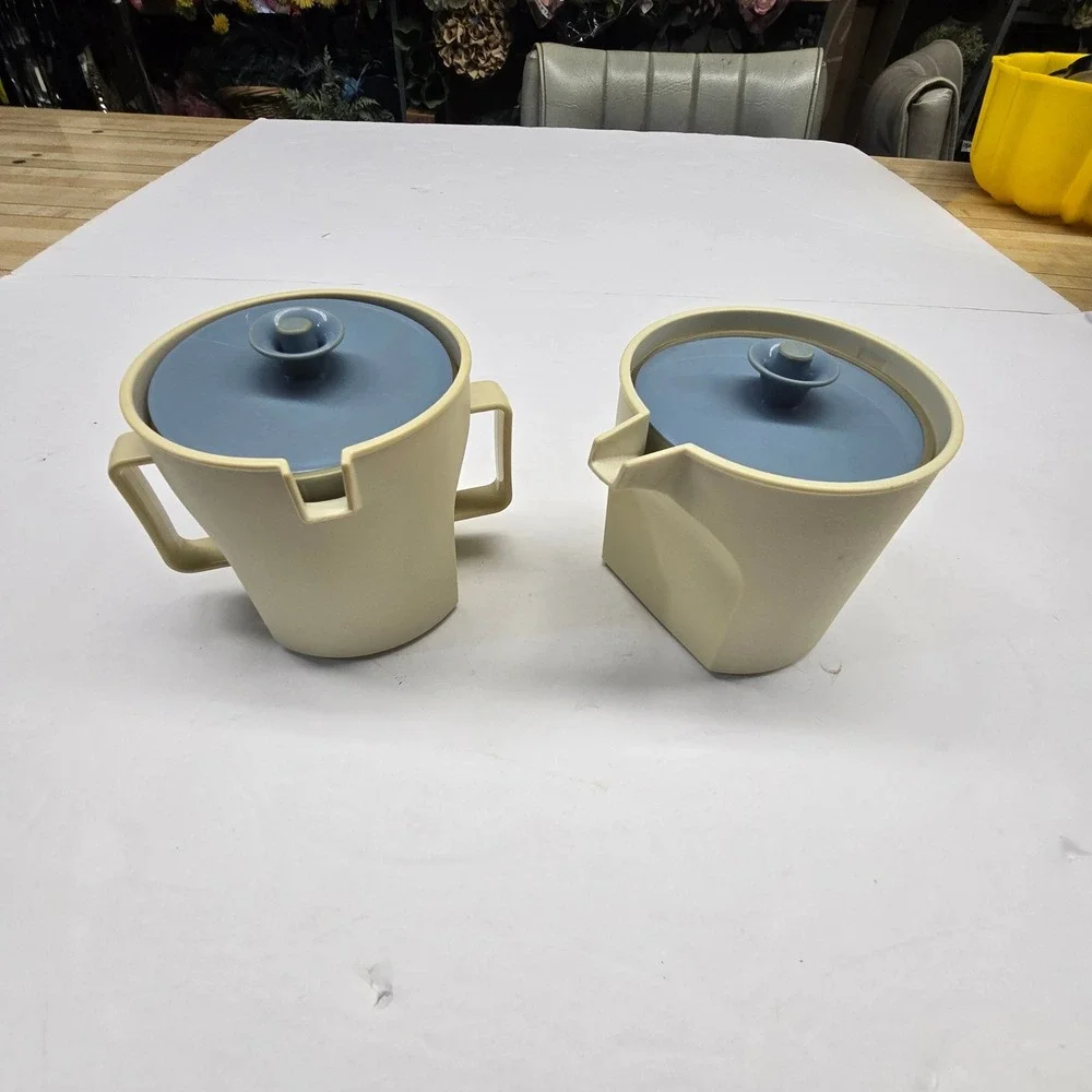 Vintage Tupperware Sugar Creamer Set Cream Blue MCM Kitchenware 1414 1415